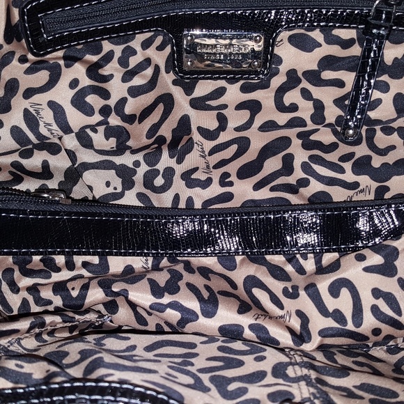 Purse - Picture 4 of 4